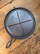 Awesome single serve piece! Lightweight early 1920 Griswold Slant Logo Vintage Griddle #8 Erie 733 - Griddle