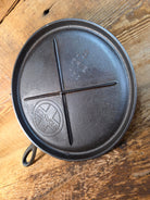 Awesome single serve piece! Lightweight early 1920 Griswold Slant Logo Vintage Griddle #8 Erie 733 - Griddle