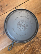 1930’s Griswold #9 Cast Iron Griddle Large Block logo ’Erie PA USA,’609’’. Awesome for pancakes and grilled cheese
