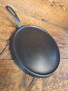 1930’s Griswold #9 Cast Iron Griddle Large Block logo ’Erie PA USA,’609’’. Awesome for pancakes and grilled cheese