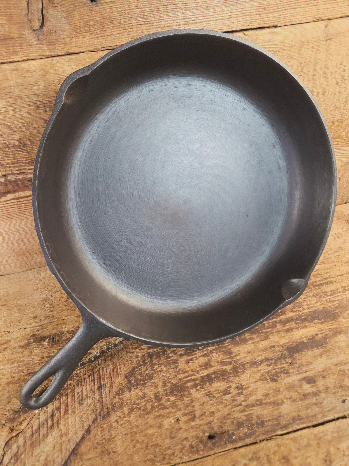 Birmingham Stove & Range Century Series #10 Skillet with beautiful swirls! - Skillet