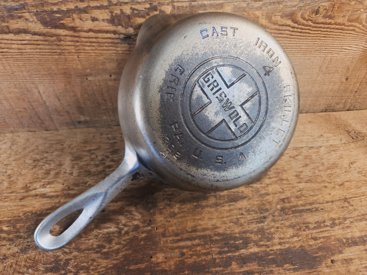 Priced To Sell! Griswold #4 Cast Iron Skillet with Large Block Logo 702 A - Skillet