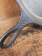 Unknown pointy handled #8 cast iron skillet. Beautiful skillet amazing daily user - Skillet