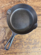 UNIQUE! Griswold No. 3 Skillet with MEDIUM Block Logo AND Groove Handle! Erie PA 709 - Skillet