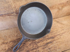 Classic 1910’s Lodge Raised #7 Heat Ring Single Notch. Light sleek and ready to cook with! - Skillet