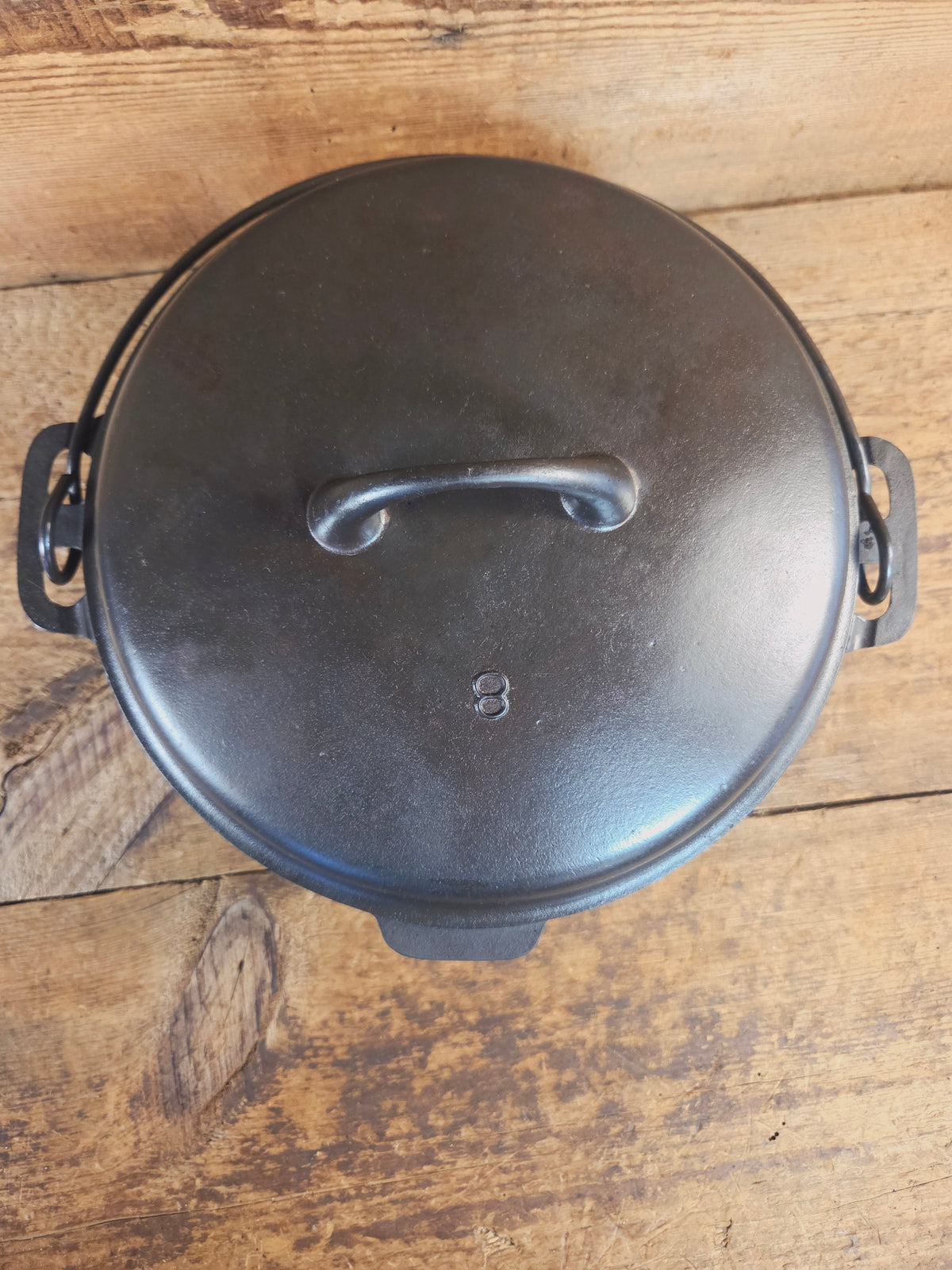Elegant Griswold’s Iron Mountain Series #8 Cast Iron Dutch Oven with Lid (1036 C/1037 A) - Dutch Ovens Trivets & Kettles
