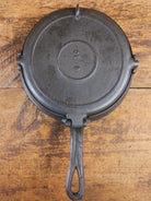 1800’s Era Unknown BEAUTIFUL 9/10 Antique Waffle iron. VERY cool diamond design makes huge waffles - Waffle Iron