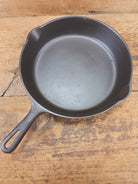 1950’s Wagner made Griswold #9 Skillet with Smooth Bottom. FANTASTIC daily cooker for gas or electric coil only. 11 1/4