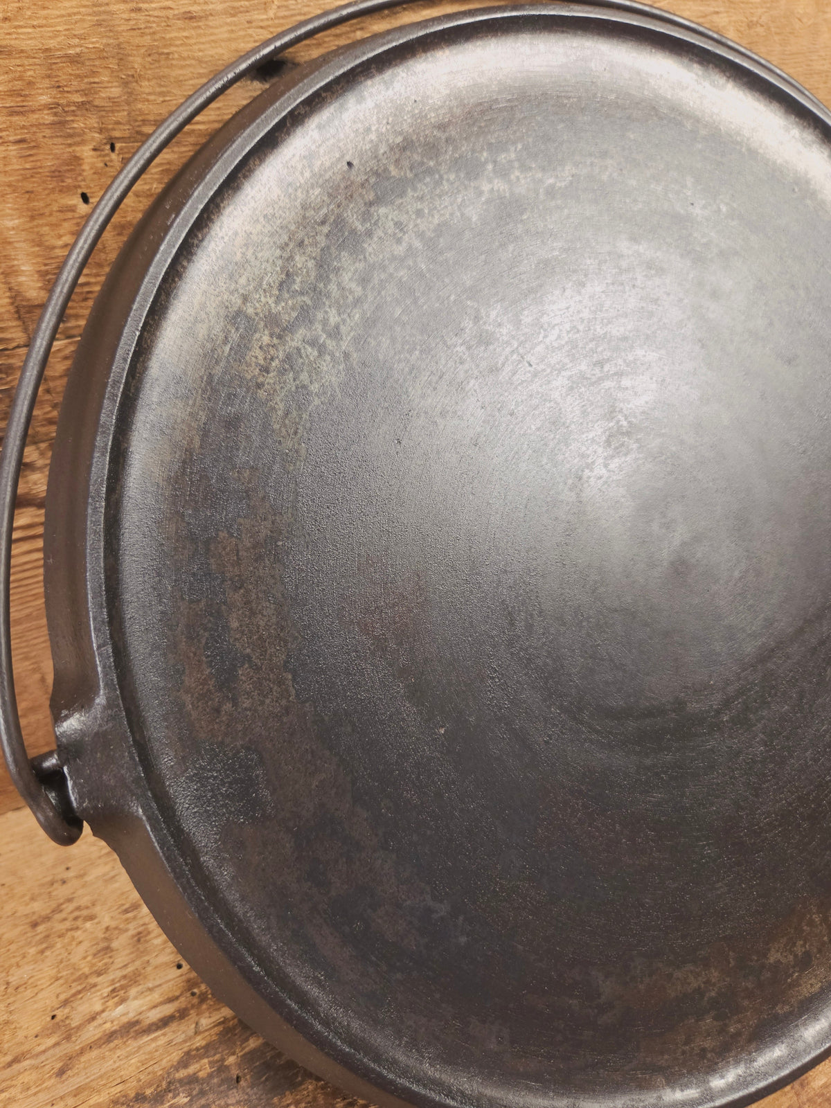 Priced To Sell: 1910’s Era Griswold Slant Logo No. 12 Round Griddle Bailed 741. ERIE. Perfect Pizza Griddle - Griddle