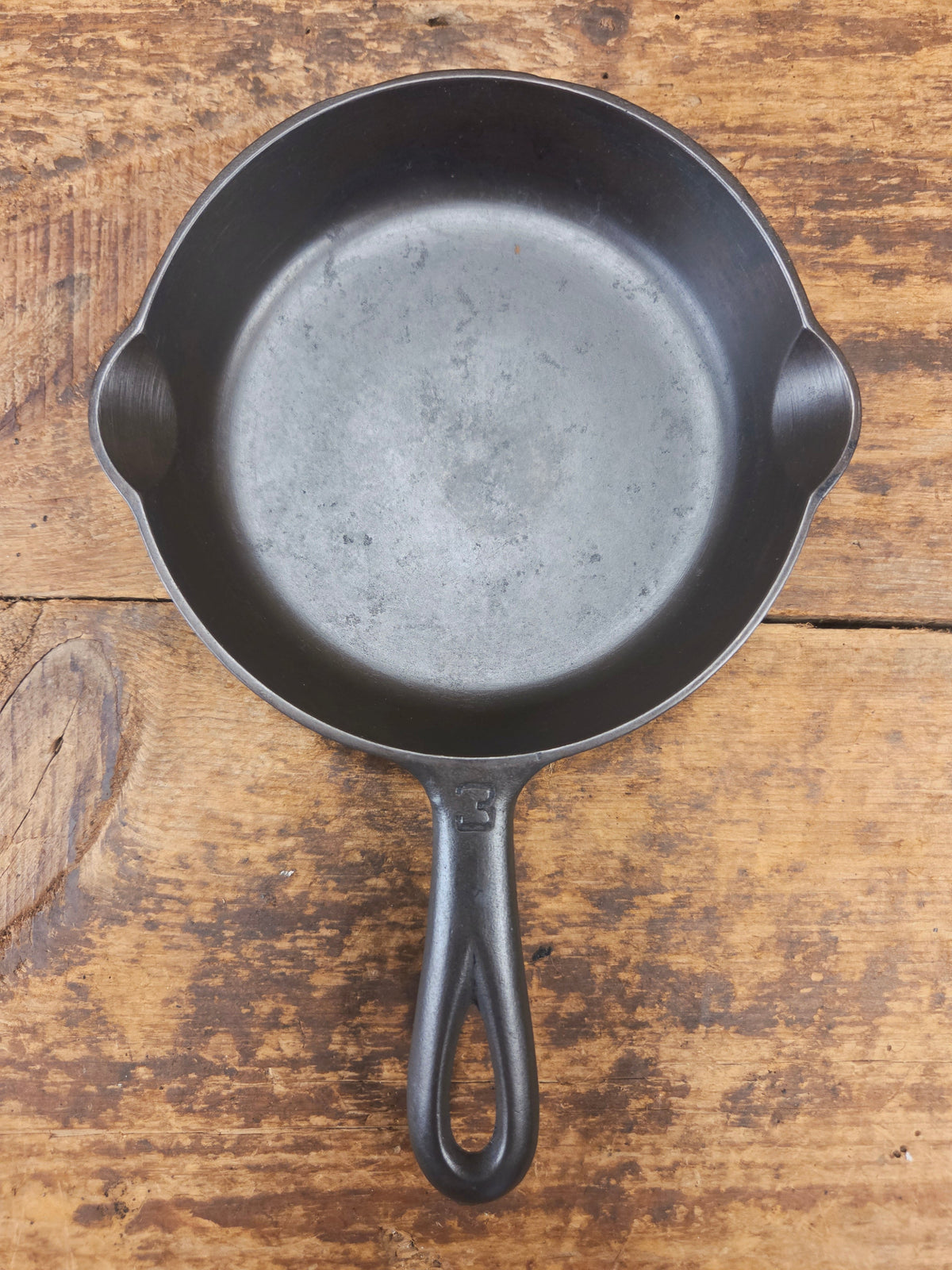 Priced to Sell!! Griswold #3 Skillet with Large Block Logo and Smooth Bottom 709 - Skillet