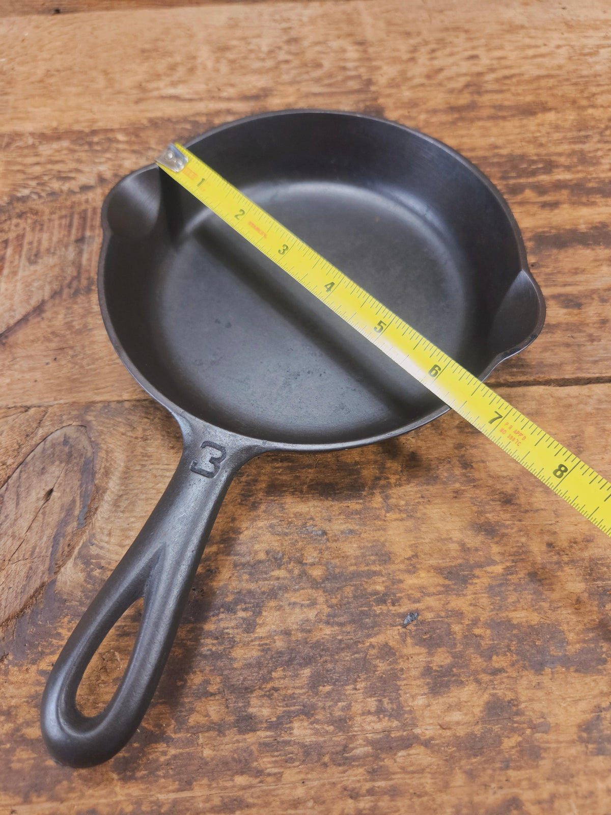Priced to Sell!! Griswold #3 Skillet with Large Block Logo and Smooth Bottom 709 - Skillet