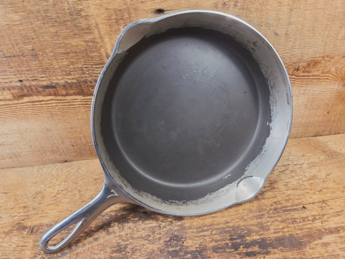 Priced to Sell! 1930’s Griswold #7 Chrome finish Cast Iron Skillet with Large Block Logo 701 - Skillet