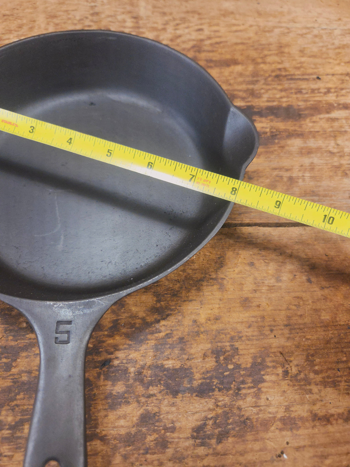 1930’s Griswold No. 5 Saute Skillet Small Logo Grooved Handle Smooth Bottom 724 - Skillet