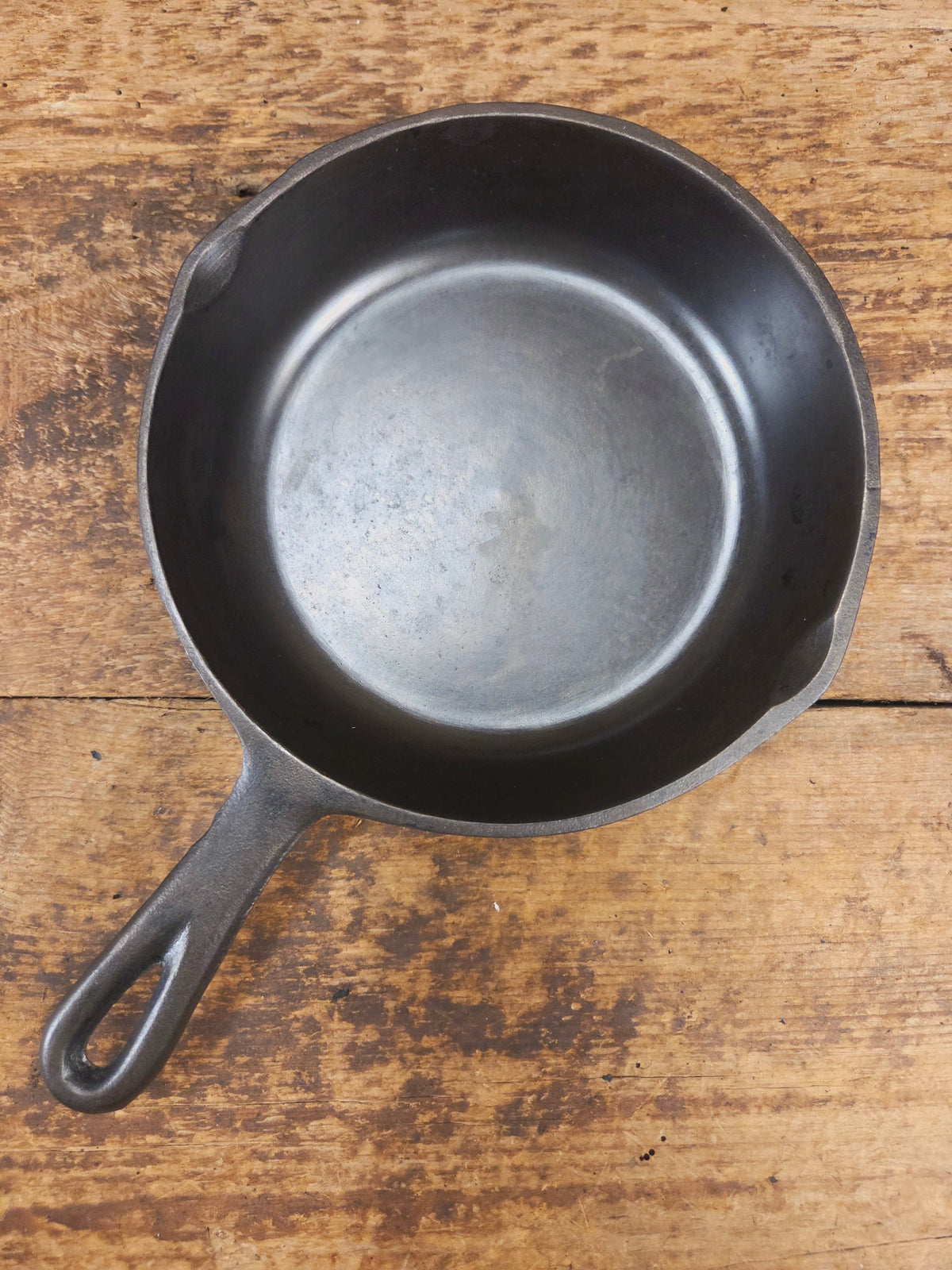 Birmingham Stove & Range 1940’s era Red Mountain Series #5 Skillet with Heat Ring - Skillet