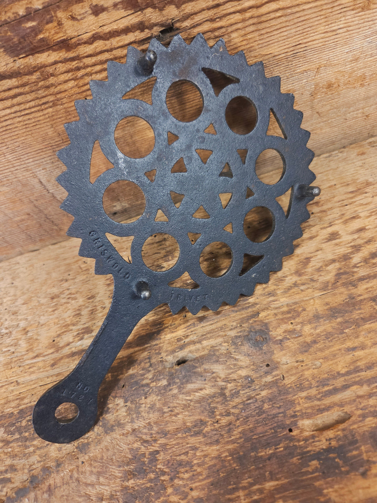 Griswold made ’Hex Gear’ large table trivet. #1727 perfect for your kitchen or dinner table! - Dutch Ovens Trivets &
