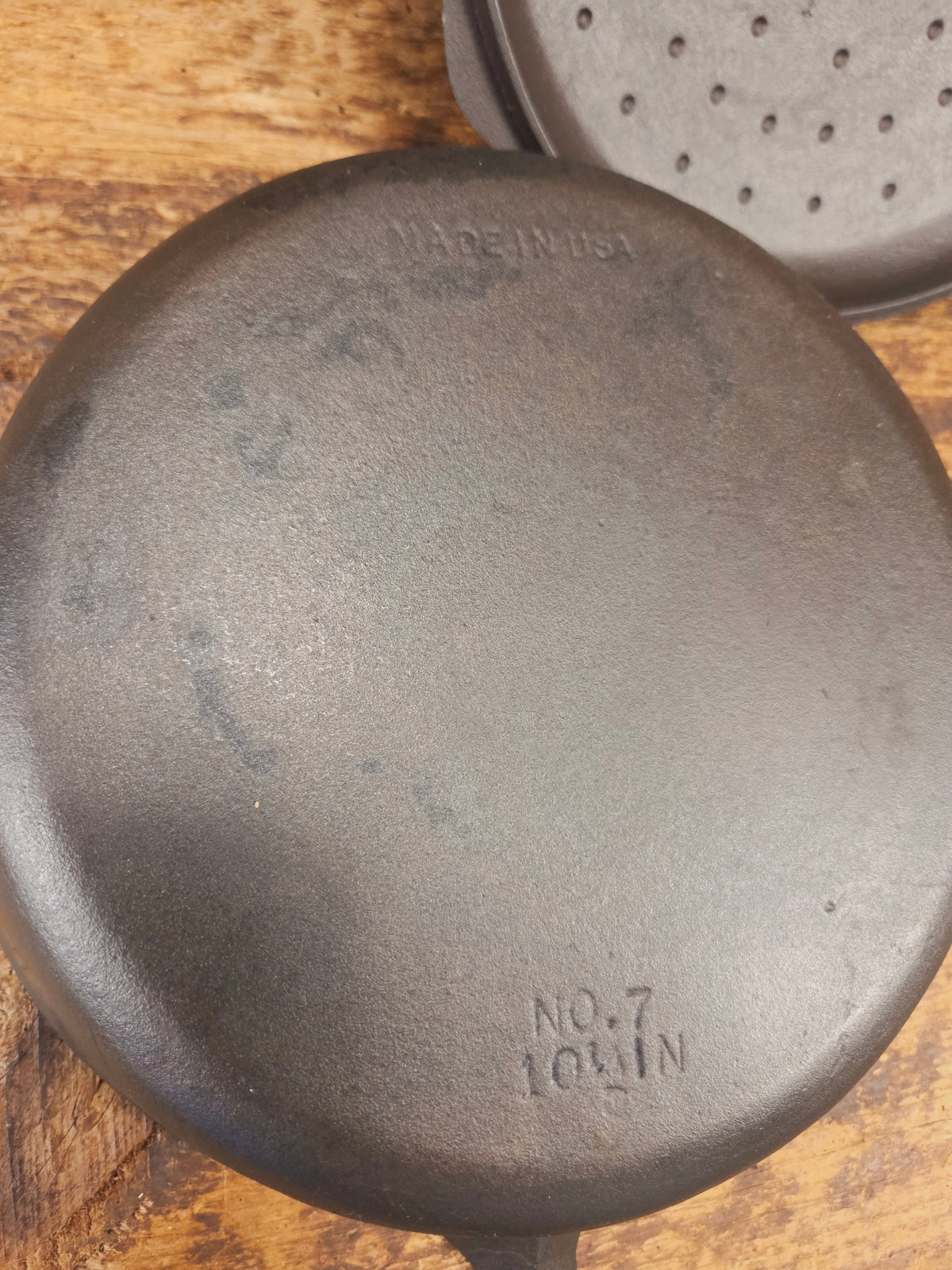 A Southern Classic! Matching BSR #7 Century Series cast iron Chicken Fryer AND Lid! Great for fried chicken or soups!
