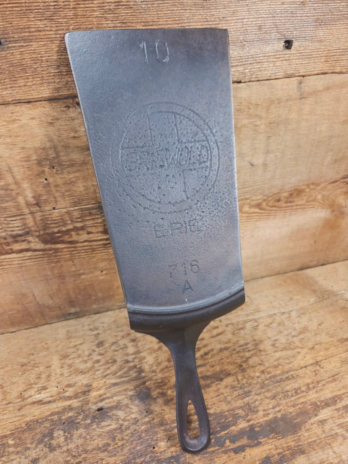 Custom made Griswold Cast Iron Skillet Spatula. MONSTER Reclaimed #10 1910’s Era Griswold Slant cast iron skillet. SC24