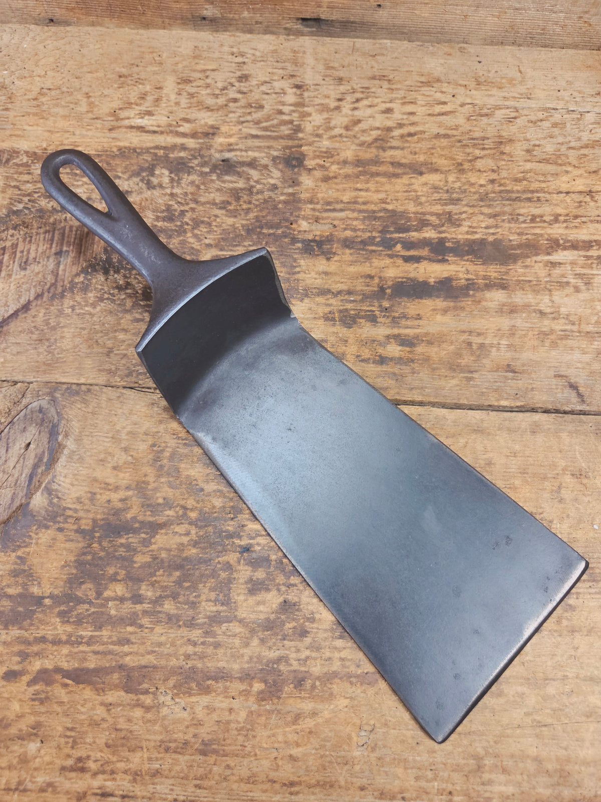 Custom made Griswold Cast Iron Skillet Spatula. MONSTER Reclaimed #10 1910’s Era Griswold Slant cast iron skillet. SC24