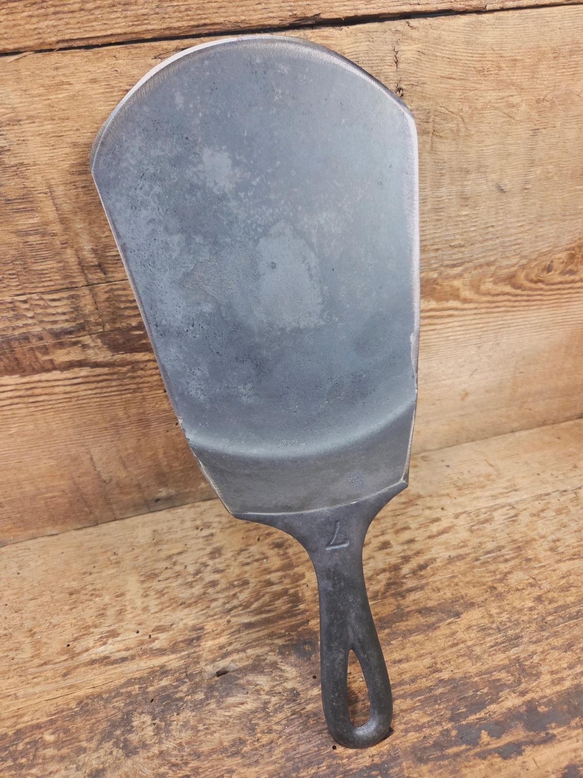 Custom made one of a kind Griswold ’Victor’ Series #7 repurposed cast iron spatula SC24 - Spatula