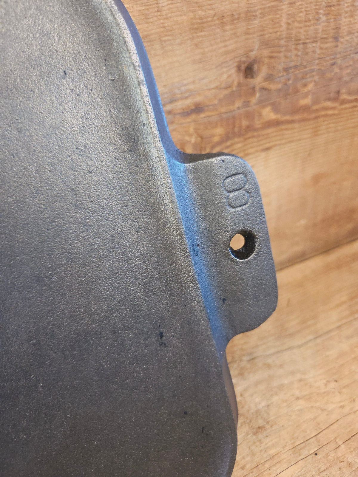 Mint condition looks brand new! Griswold #8 Long cast iron griddle. 908 C. Great pancake griddle! - Griddle