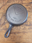 Wagner Sidney -O- #3 Skillet with ’Pie’ Logo and Smooth Bottom 1053 F - Skillet