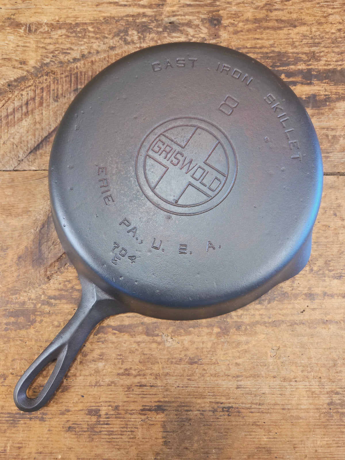 Priced to Sell 1920’s Griswold #8 Skillet with Large Block Logo and Smooth Bottom 704 E - Skillet