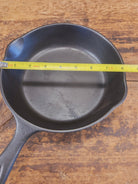 Great first pan! 1930’s Wagner #5 Skillet with Stylized Logo 1055 - Skillet