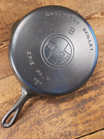 Griswold #8 Cast Iron Skillet with Large Block Logo, 704 T