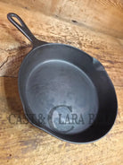 A beauty!! Early 1900’s Wapak straight logo #7. Cast Iron Skillet with Heat Ring Skillet