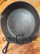 A beauty!! Early 1900’s Wapak straight logo #7. Cast Iron Skillet with Heat Ring Skillet