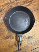 A beauty!! Early 1900’s Wapak straight logo #7. Cast Iron Skillet with Heat Ring Skillet