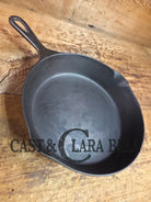A beauty!! Early 1900’s Wapak straight logo #7. Cast Iron Skillet with Heat Ring Skillet