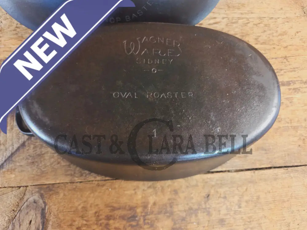 A bread maker’s dream. Very Hard to Find Wagner Stylized Logo Oval Roaster with Turtle Top sawtooth drip lid - Dutch