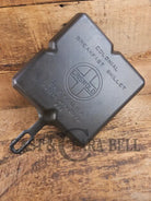 A customer favorite! Unique Griswold Cast Iron Colonial Breakfast Skillet! P/N 666 D. Great for bacon and eggs! Skillet