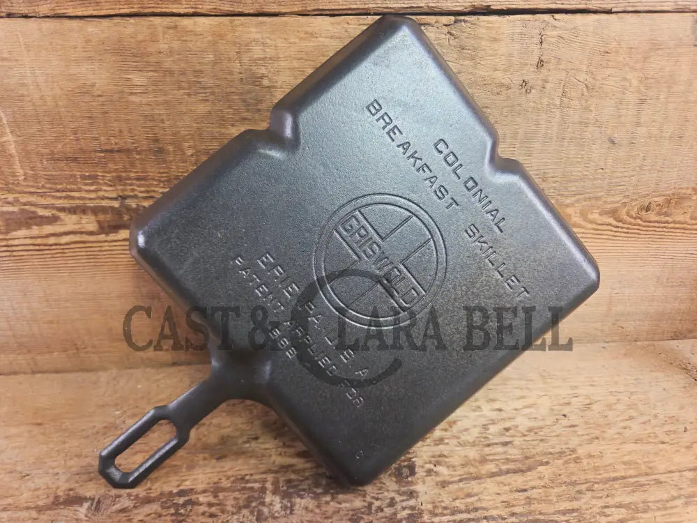 A customer favorite! Unique Griswold Cast Iron Colonial Breakfast Skillet! P/N 666 C. Great for bacon and eggs! Skillet