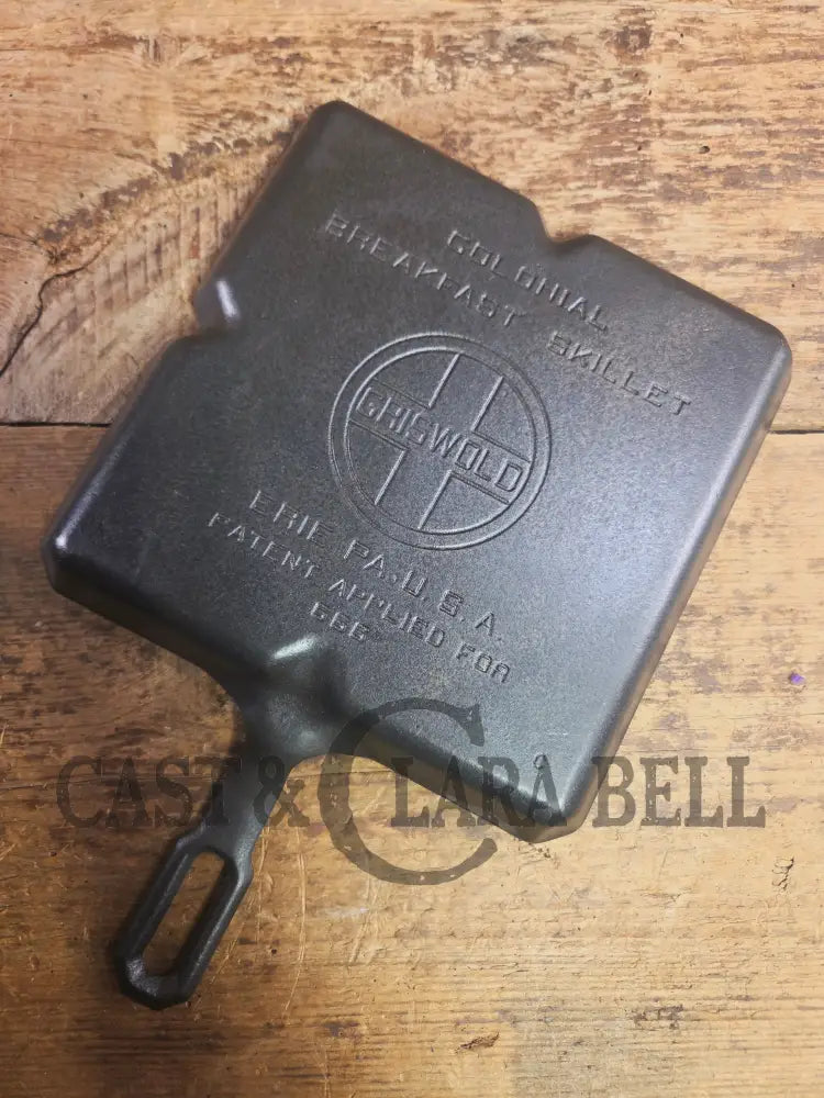 A customer favorite! Unique Griswold Cast Iron Colonial Breakfast Skillet! P/N 666 C. Great for bacon and eggs! Skillet