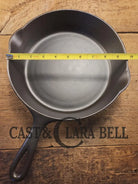 A favorite of ours! 1895-1910’s! Wagner Sidney #7 Cast Iron Skillet double Arc Logo and black iron Finish. ’A’ makers