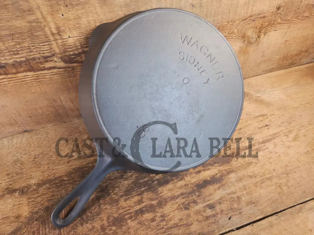 A favorite of ours! 1895-1910’s! Wagner Sidney #8 Cast Iron Skillet double Arc Logo and black iron Finish. Beautiful
