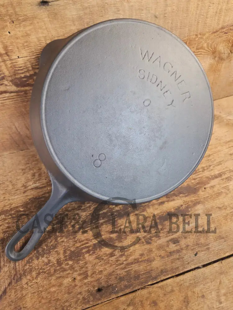 A favorite of ours! 1895-1910’s! Wagner Sidney #8 Cast Iron Skillet double Arc Logo and black iron Finish. Beautiful