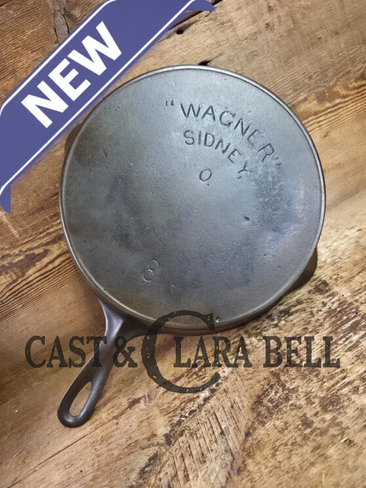 A favorite of ours! 1895 1910’s! Wagner Sidney #8 Cast Iron Skillet double Arc Logo and black iron Finish. Beautiful