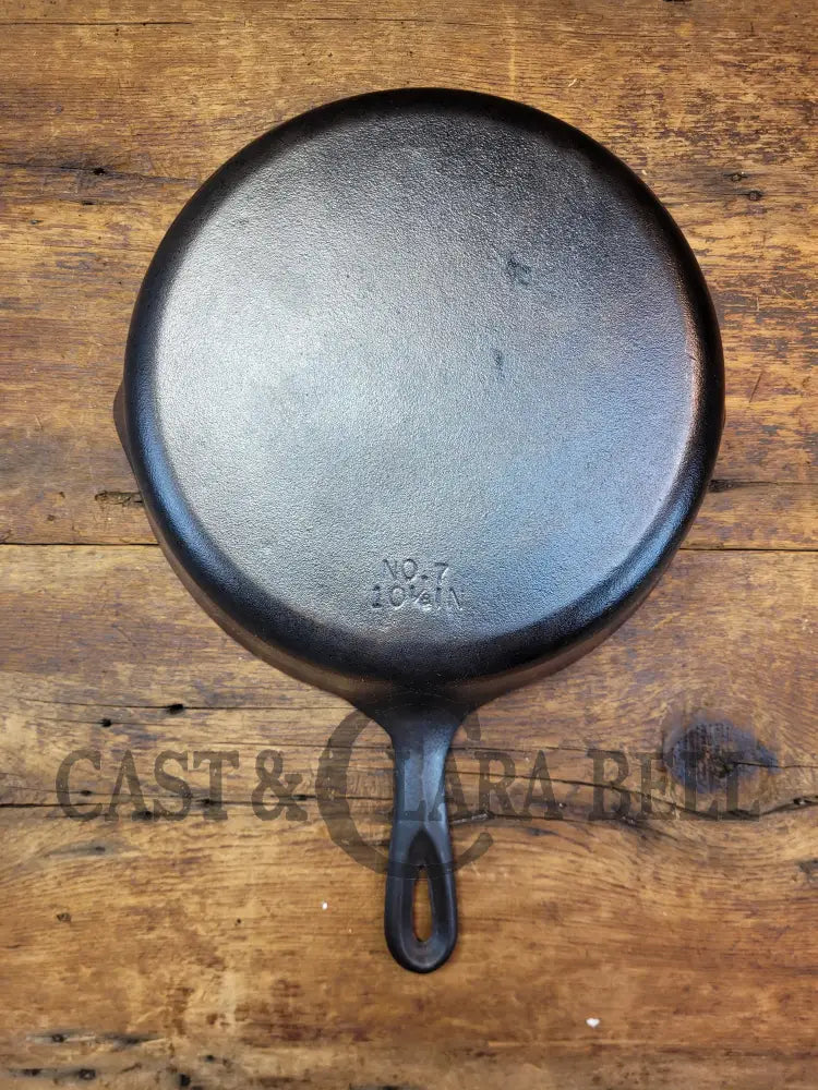 A Southern Classic And Tougher To Find! Bsr #7 Century Series Cast Iron Chicken Fryer #7. Great For