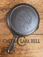 Absolute stunner. 1907-1912 Griswold ’Erie PA USA’ #5 Skillet with Slant Logo and Heat Ring 724 Skillet