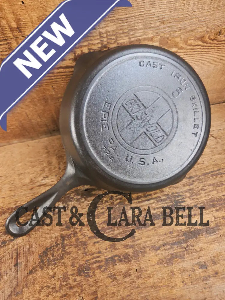 Absolute stunner. 1907-1912 Griswold ’Erie PA USA’ #5 Skillet with Slant Logo and Heat Ring 724 Skillet