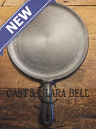 Absolutely gorgeous!! 1940’s era Unmarked Wagner #9 Round Griddle ’10 1/4 INCH GRIDDLE,’ Griddle