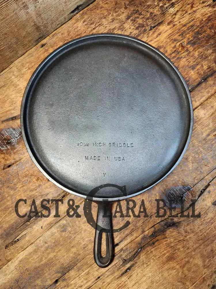 Absolutely Gorgeous!! 1940’S Era Unmarked Wagner #9 Round Griddle ’10 1/4 Inch Griddle ’ A.