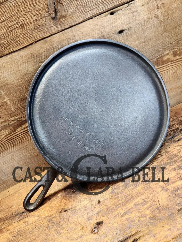 Absolutely Gorgeous!! 1940’S Era Unmarked Wagner #9 Round Griddle ’10 1/4 Inch Griddle ’ A.