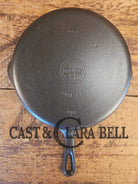 Almost mint! 1940’s Griswold No. 8 Cast Iron Skillet with Small Block Logo 704 F - Skillet