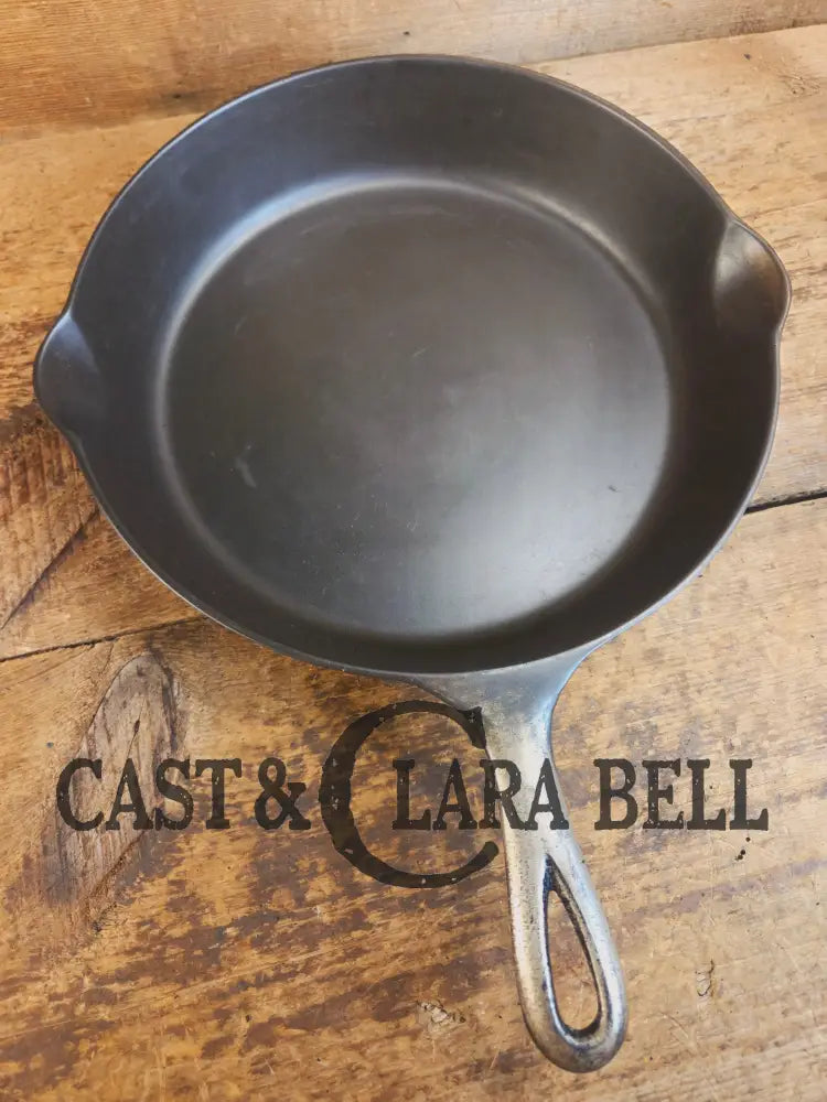 Almost Mint! Early 1910’s Griswold 710 D Cast Iron Skillet Large Block Slant Logo Ghostmark 9! - Skillet