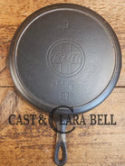 Almost Mint! Early 1910’s Griswold 710 D Cast Iron Skillet Large Block Slant Logo Ghostmark 9! - Skillet