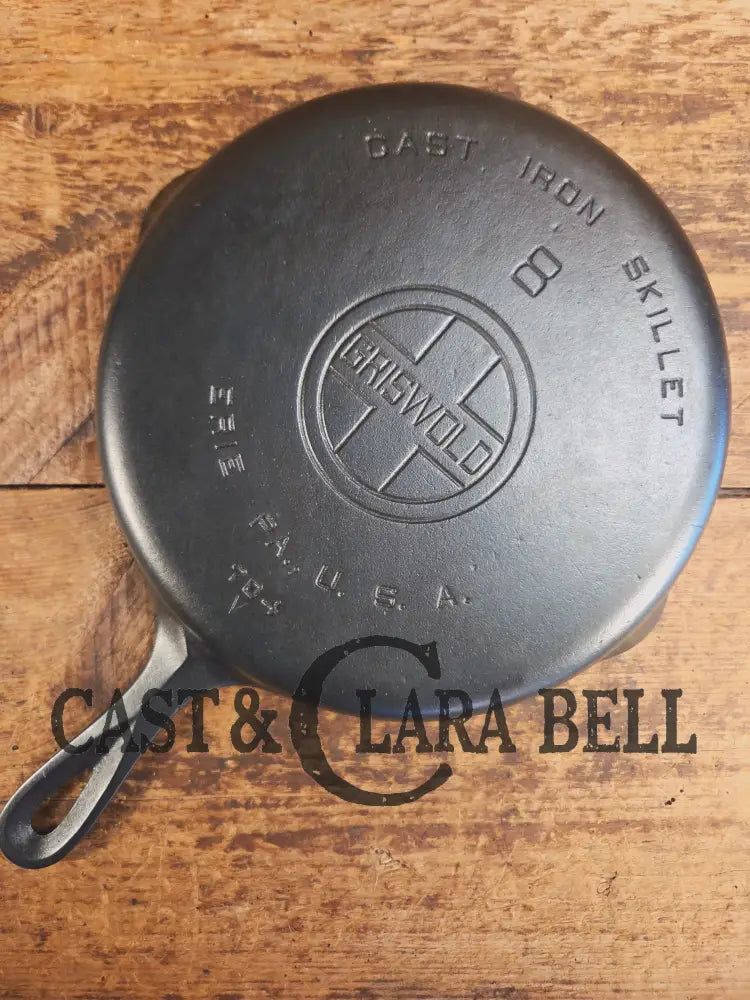 Almost Mint! Griswold #8 Cast Iron Skillet with Large Block Logo and Smooth Bottom 704 V - Skillet